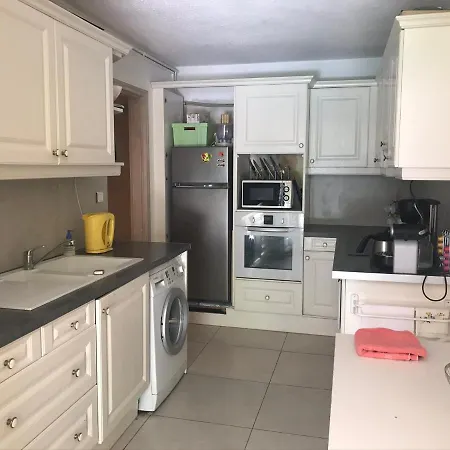 Les Campanieres * Hyeres